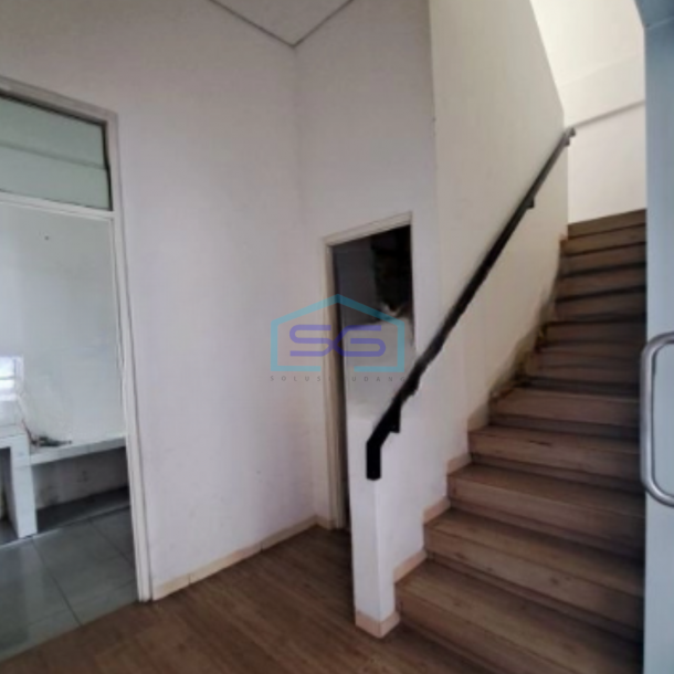 Disewakan Ruko Luas Bangunan 435 m² di Alam Sutera Tangerang-2