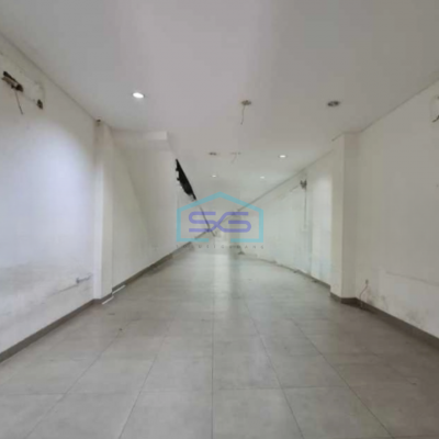 Disewakan Ruko Luas Bangunan 200 m² di Muara Karang Jakarta Utara-2