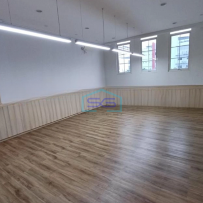 Disewakan Ruko Luas Bangunan 260 m² di Pantai Indah Kapuk Jakarta Utara-3