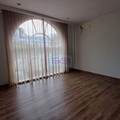 Disewakan Ruko Luas Bangunan 260 m² di Pantai Indah Kapuk Jakarta Utara-2