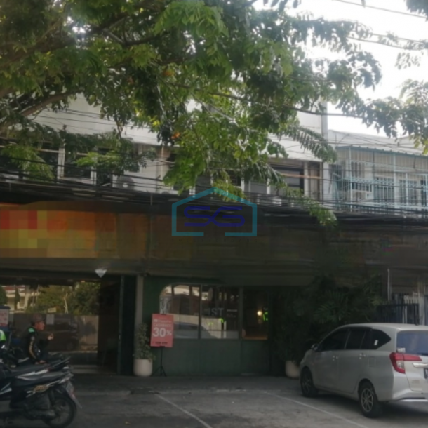 Dijual Ruko 2 Lantai Luas Bangunan  300 m² di Pluit Jakarta Utara-3