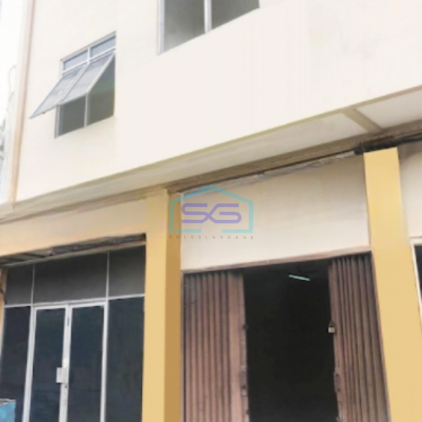 Disewakan Ruko Luas Bangunan 200 m² di Kelapa Gading Jakarta Utara-1