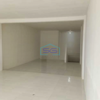 Disewakan Ruko Luas Bangunan 250 m² di Pinggir Jalan Raya Pangeran Jayakarta Jakarta Pusat