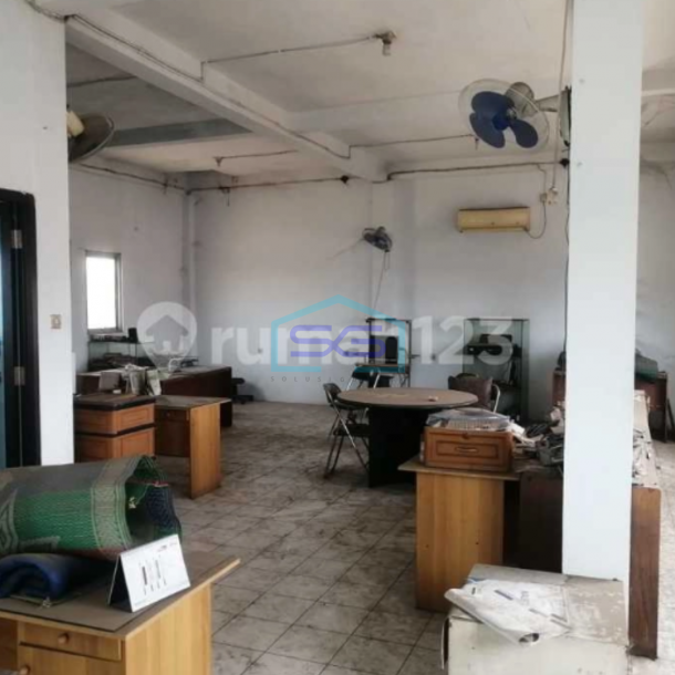 Disewakan Gudang Siap Pakai Luas Bangunan 400 m² di Kelapa Gading Jakarta Utara-1