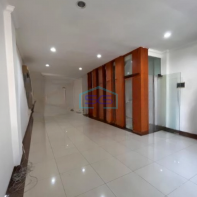 Dijual Ruko Murah Luas Bangunan 180 m² di Pantai Indah Kapuk Jakarta Utara-3