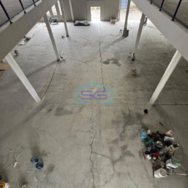 Disewakan Gudang Luas Bangunan 1200 m² Lokasi di Kapuk Kamal Jakarta Barat-1