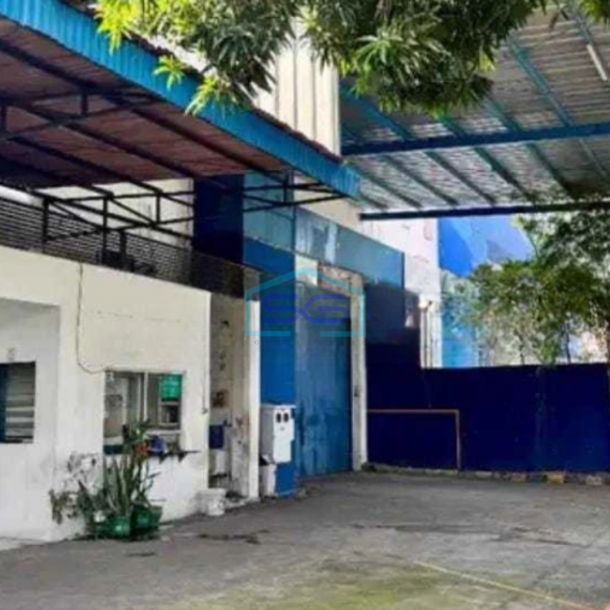 Dijual Gudang Luas Bangunan 2205 m² Lokasi di Jababeka Bekasi-1