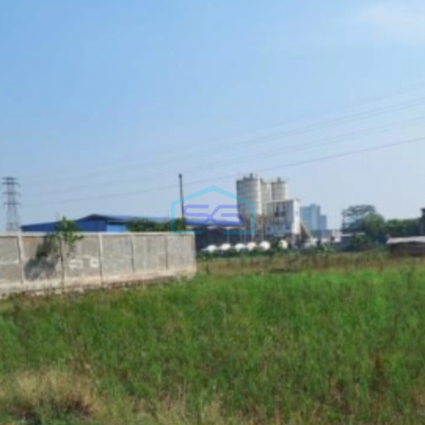 Dijual Tanah Lokasi Strategis di Karawang Luas 20000 m²-1