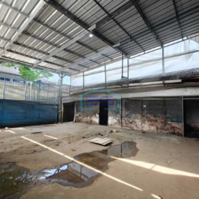 Dijual Gudang Luas Tanah  800 m²  di Cipondoh Tangerang Ada Kantor