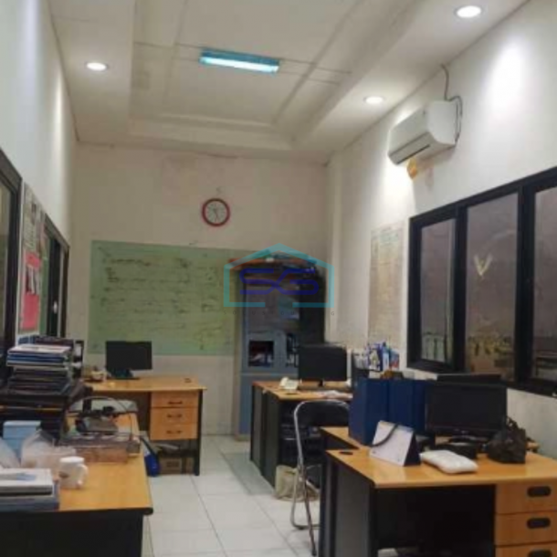 Dijual Gudang Ada Kantor Luas Tanah  1062 m² Lokasi di Jurumudi Tangerang-2