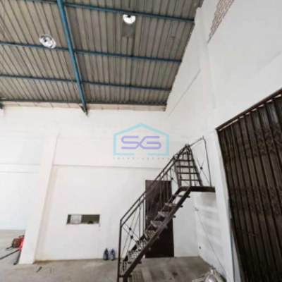 Dijual Gudang Luas Bangunan 350 m² Lokasi di Tangerang