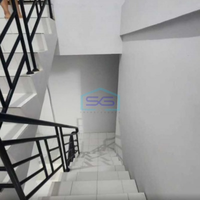 Dijual Ruko 3 Lantai Luas Bangunan  180 m² Lokasi di Pluit Jakarta Utara