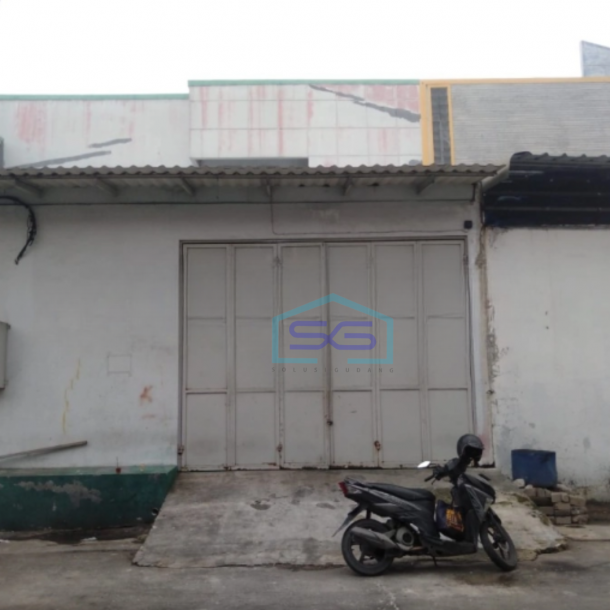 Dijual Gudang 2 Lantai Luas Bangunan  550 m² Lokasi di Batu Ceper Tangerang-1