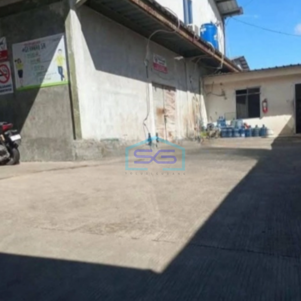 Dijual Gudang Akses Container 40 Feet Luas Tanah  800 m² di Tangerang-2