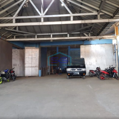 Dijual Gudang Luas Bangunan 1900 m²  Lokasi di Babakan Tangerang Akses Container