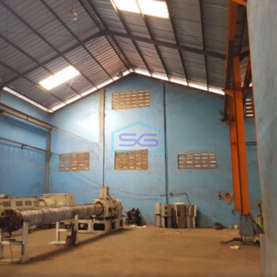 Dijual Gudang Luas Bangunan 1900 m²  Lokasi di Babakan Tangerang Akses Container