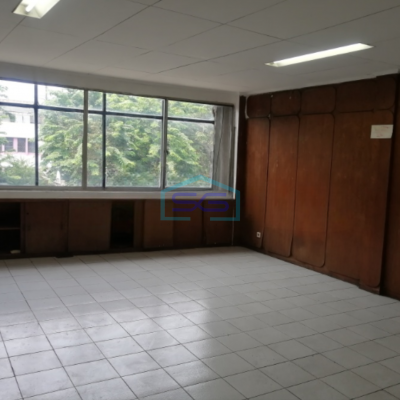 Disewakan Ruko Luas Tanah 400 m² Lokasi di Tambora Jakarta Barat