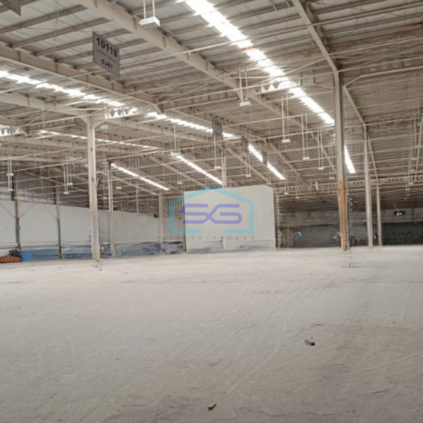 Disewakan Gudang Ada Loading Dock Luas Bangunan  19000 m²  di Bekasi-2