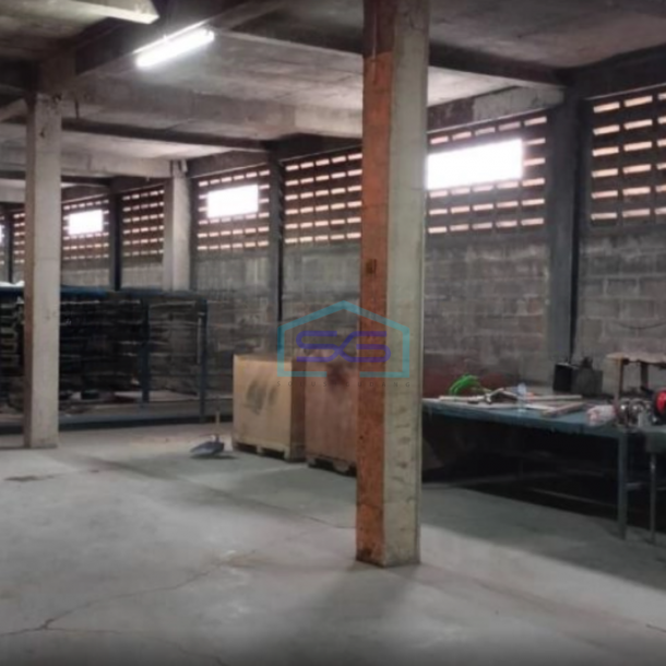 Disewakan Gudang Ada Lift Luas Tanah 4021 m² Lokasi di Cikupa Tangerang-3