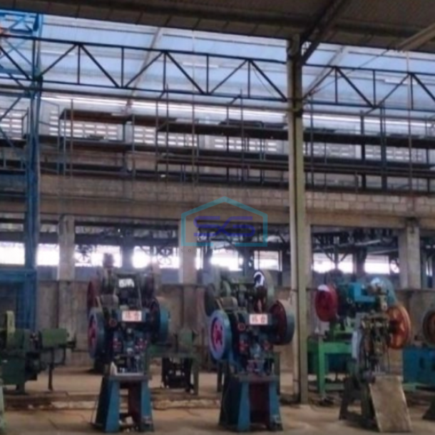 Disewakan Gudang Ada Lift Luas Tanah 4021 m² Lokasi di Cikupa Tangerang-1