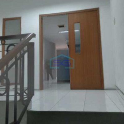 Disewakan Ruko 3 Lantai Luas Tanah  245 m²  Lokasi di Kramat Jakarta Pusat