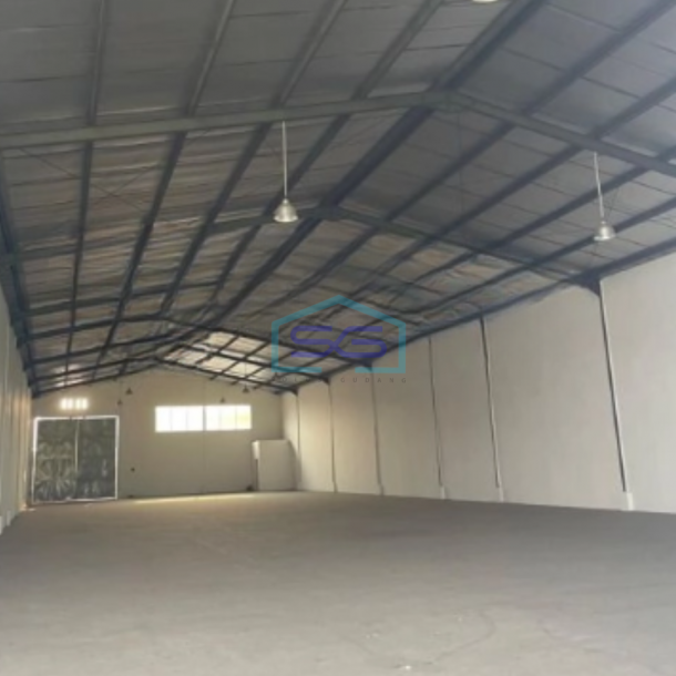 Disewakan Gudang Luas Bangunan 650 m² Lokasi di Bnadara Jakarta Barat-2