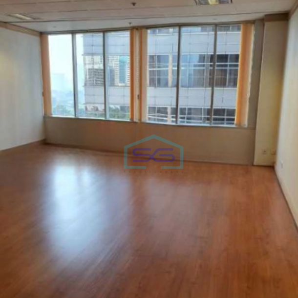 Disewakan Kantor Luas Bangunan  218 m² Lokasi di Sudirman Jakarta Selatan-3