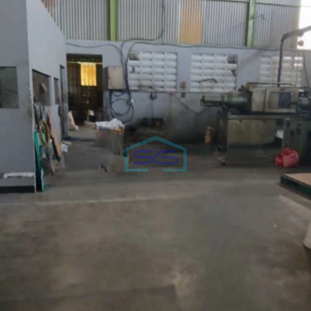 Disewakan Gudang Akses Container Luas Bangunan  700 m² Lokasi di Sepatan Tangerang-3