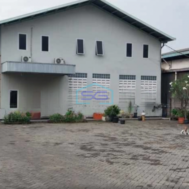 Disewakan Gudang Akses Container Luas Bangunan  700 m² Lokasi di Sepatan Tangerang-1