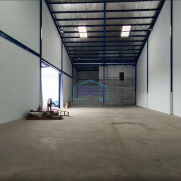 Dijual Gudang Luas Tanah  915 m² Lokasi di Kapuk Kamal Jakarta Barat-3