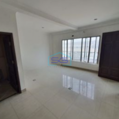 Disewakan Gudang Luas Bangunan  300 m² Ada Kantor Lokasi di Jakarta Barat