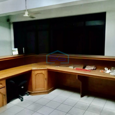 Dijual Gudang Akses Container 40 feet di Pinggir Jalan Jurumudi Tangerang