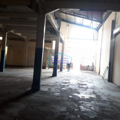 Dijual Gudang Akses Container 40 Feet di Kosambi Tangerang Luas Bangunan 700 m²