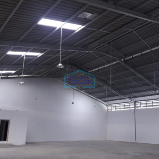 Dijual Cepat Gudang Murah Luas Bangunan  720 m² di Karawang Barat-2