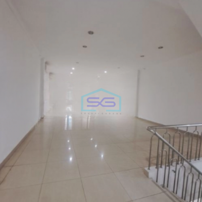 Disewakan Ruko Luas Bangunan 400 m² di Muara Karang Jakarta Utara