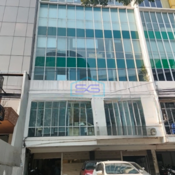 Disewakan Ruko Luas Bangunan  975 m² di Tanah Abang Jakarta Pusat-3
