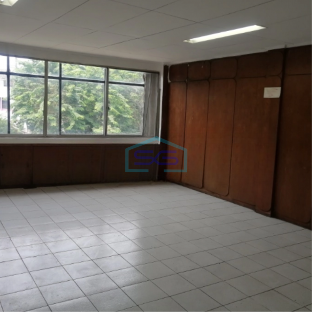 Disewakan Ruko Pinggir Jalan Raya Tambora Jakarta Barat Luas Bangunan  750 m²-1