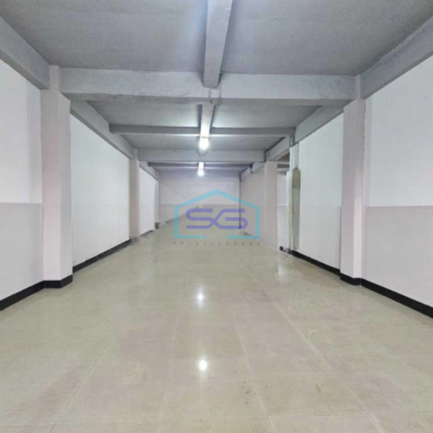 Disewakan Cepat Gudang Ada Kantor Luas Bangunan  2000 m²di Batu Ceper Tangerang-4