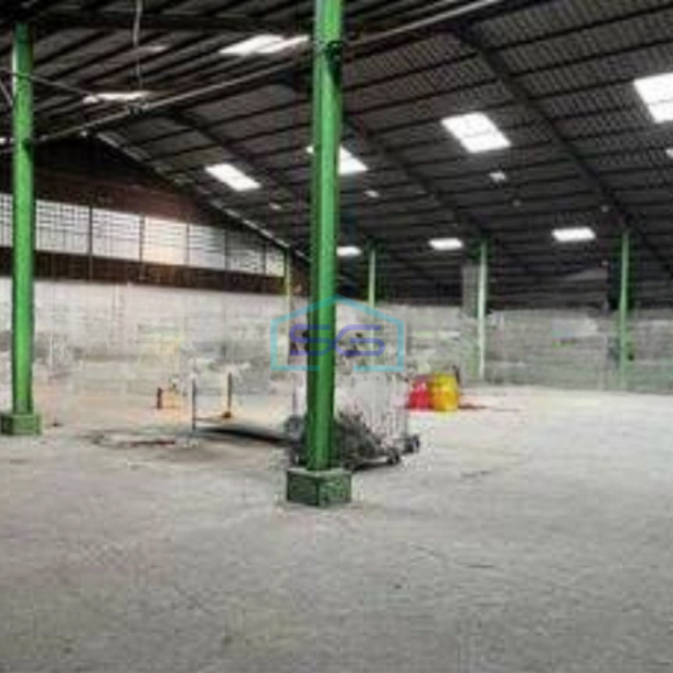 Dijual Gudang Hitung Tanah Saja!! Lokasi Bagus Pinggir Jalan Utama Tangerang LT 2850m2-1