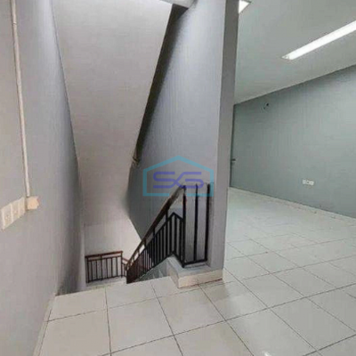 Dijual Ruko Graha Boulevard, Gading Serpong Tangerang Posisi Kelihatan Dari Jalan Raya, Strategis-3