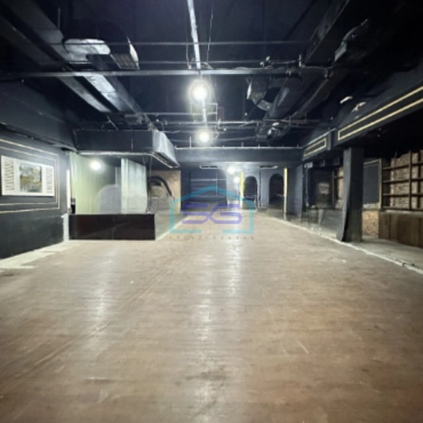 Disewakan Ruang Usaha Ex Bar Area Kemang Jakarta Selatan di Pinggir Jalan Raya LB 1800m2-3