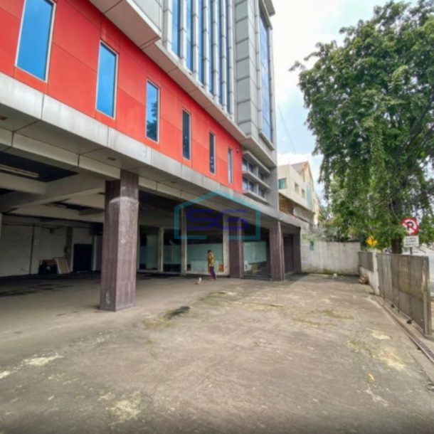 Dijual Gedung Kantor Bagus Lokasi Strategis di Jakarta Selatan LB 1200m2-1