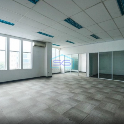 Dijual Gedung Kantor Bagus Lokasi Strategis di Jakarta Selatan LB 1200m2
