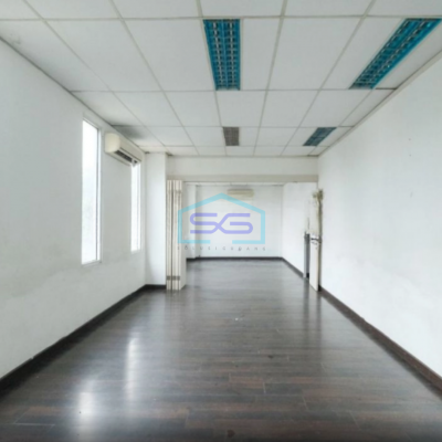 Dijual Gedung Kantor Bagus Lokasi Strategis di Jakarta Selatan LB 1200m2