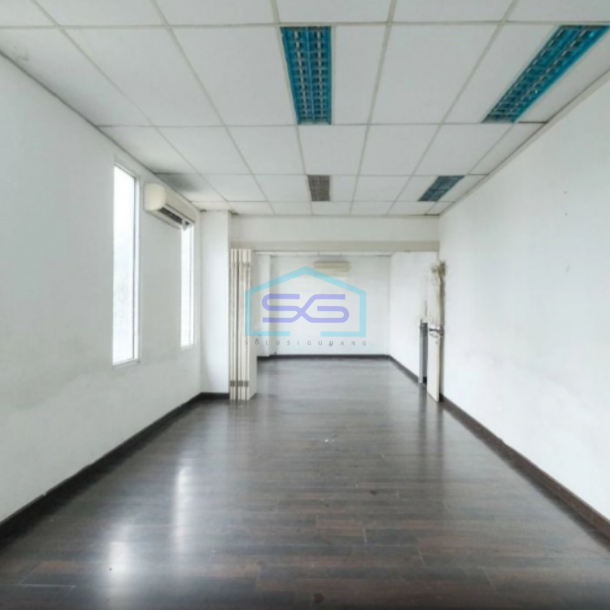 Dijual Gedung Kantor Bagus Lokasi Strategis di Jakarta Selatan LB 1200m2-2