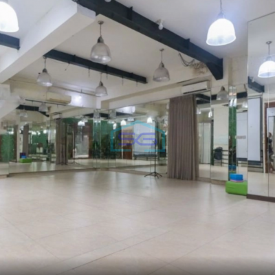 Dijual Ruang Usaha di Pinggir Jalan Area Kebayoran Baru Jakarta Selatan LT 245m2