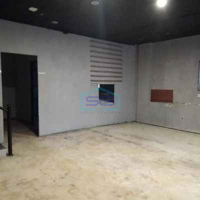 Disewakan Ruko Luas Tanah 200 m² di BKR Pusat Kota Bandung