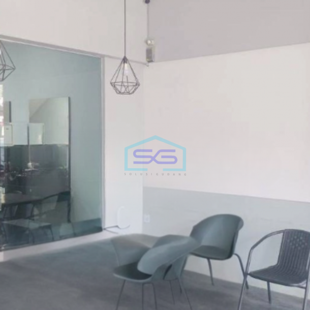 Dijual Ruko Harga Murah Luas Bangunan  202 m² di Pasir Kaliki Bandung-1