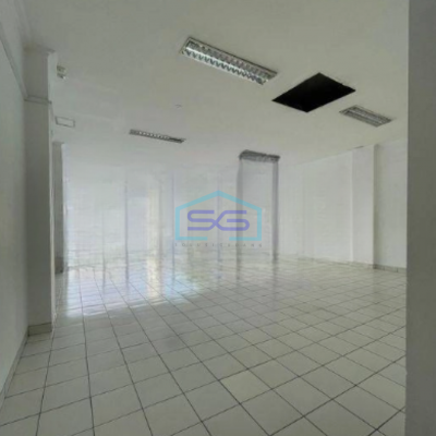 Disewakan Ruko Luas Tanah 300 m² Cocok Untuk Kantor di Surya Sumantri Bandung