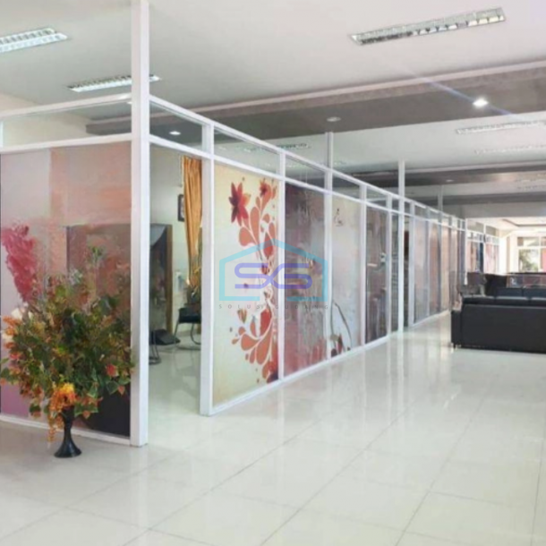 Dijual Ruang Usaha 3 Lantai Luas Bangunan 880 m² di Riau Bandung-2